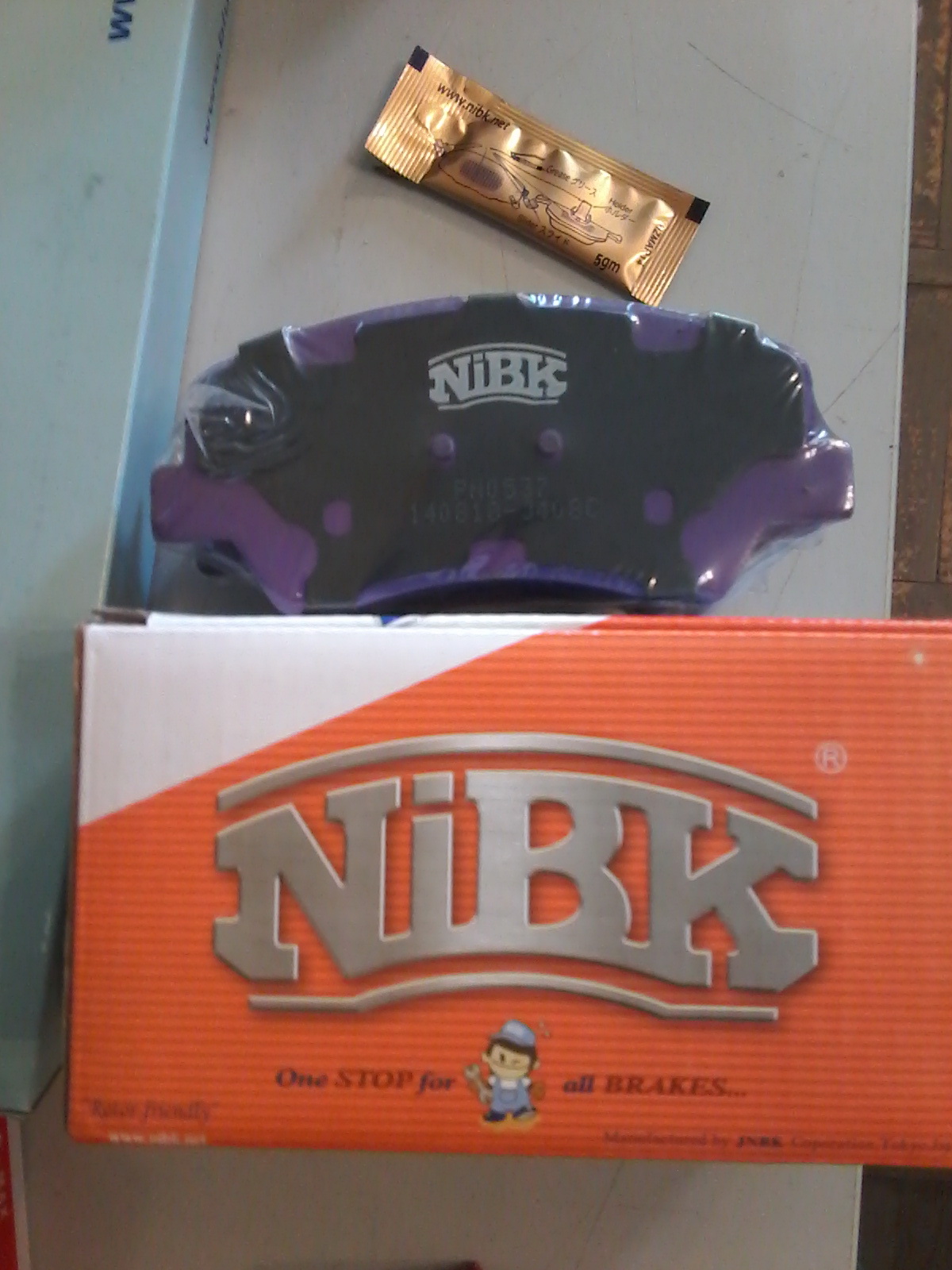 NiBK фиолетовые тормозные колодки